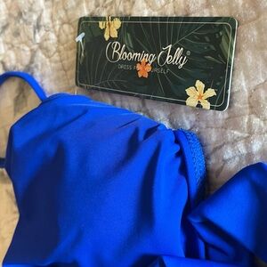 Brand new with tags women’s bikini top